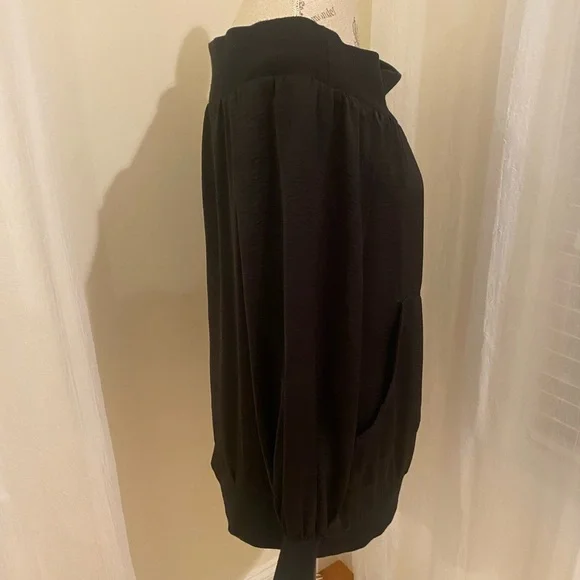 Elegant Black Long Sleeve Blouse Unbranded - Picture 5 of 8